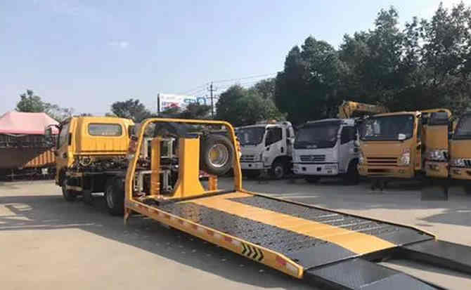 千阳汽车中途维修案例